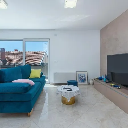 Modern With Shared Pool Near The Sea Gasthuis 4*